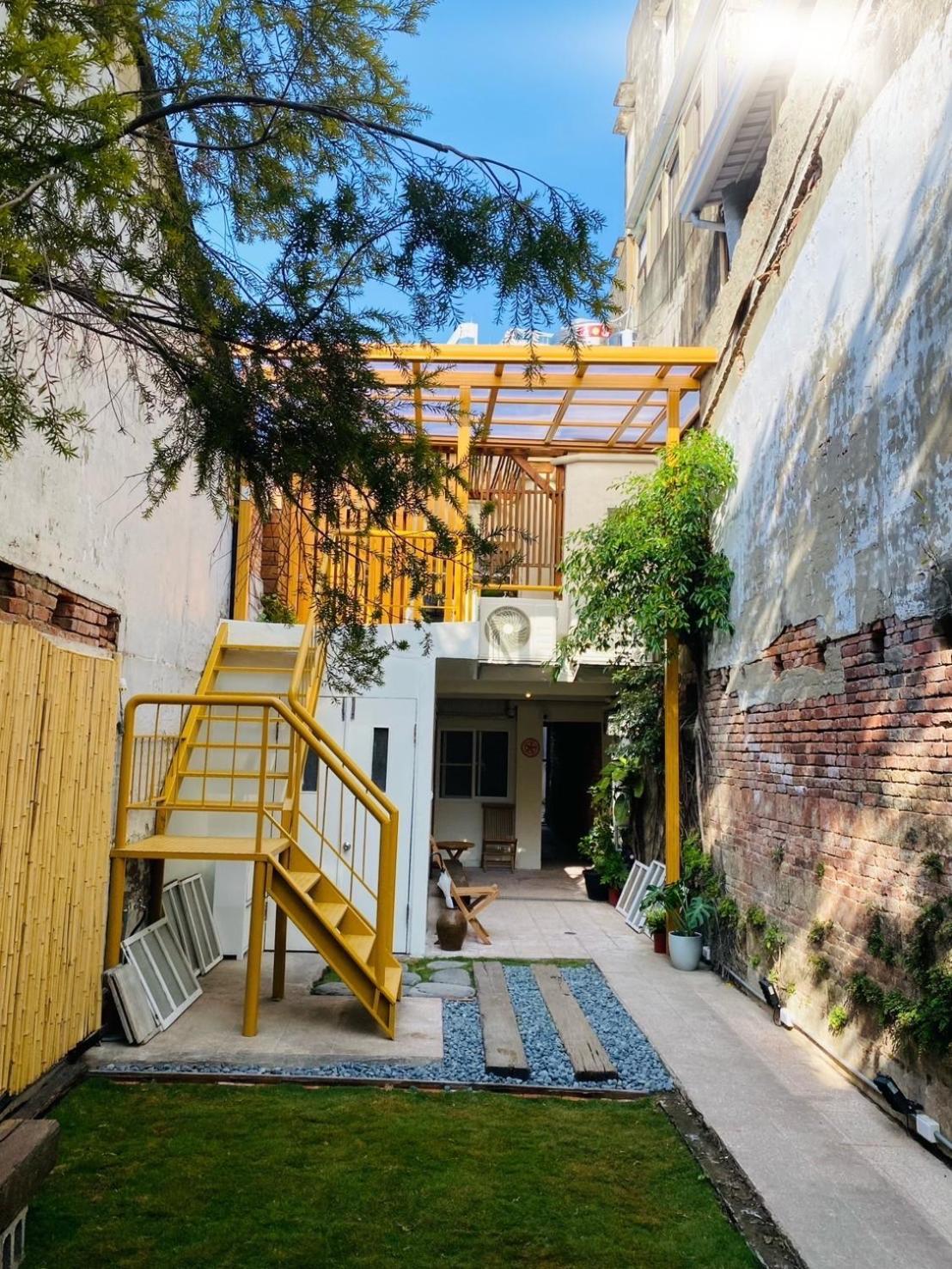 捉鳳凰 台南百年老宅包棟導覽民宿系列catchphoenix Centennial Guesthouse Exterior foto